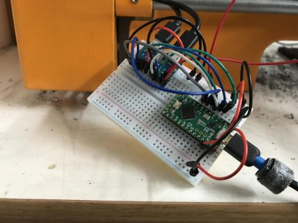 breadboard_testing.jpg breadboard_testing.jpg